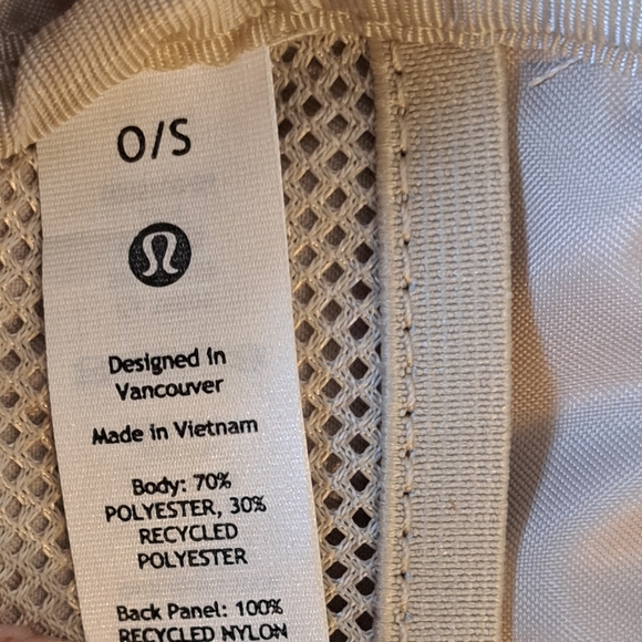 Lululemon Everywhere Belt Bag Sherpa Fleece Natural Ivory Trench Excellent UC! - Picture 14 of 16